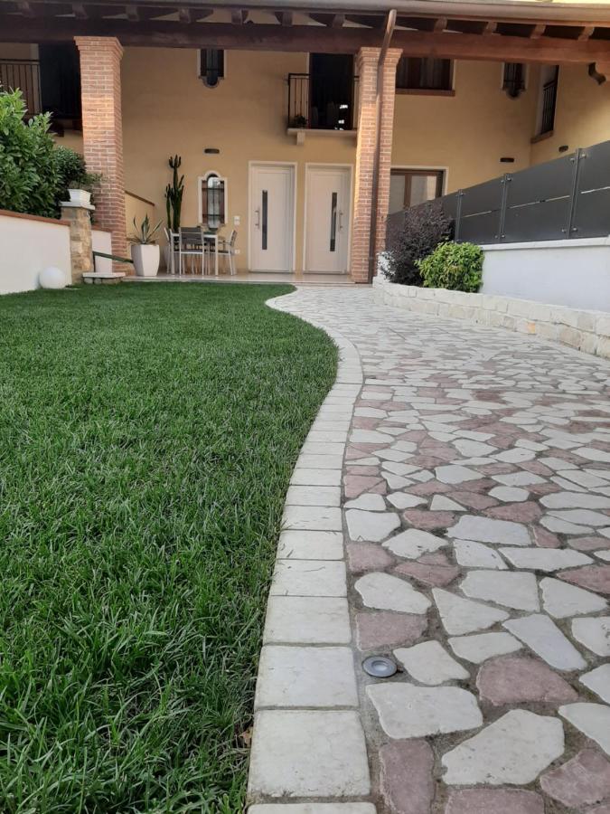 Sotto Il Portico Home Тецце-суль-Брента Экстерьер фото